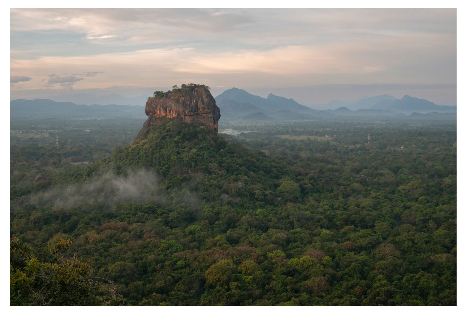 best-3-wheeler-routes-in-Sri-Lanka-Must-Drive-Roads-for-Adventure
