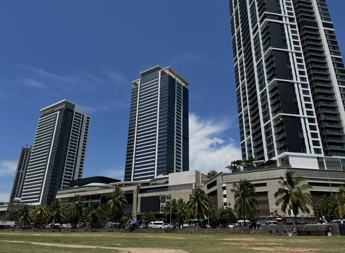 Best-Places-to-Stay-in-Colombo-Sri-Lanka-A-Complete-Guide-to-the-Best-Hotels-and-Areas-in-2025.