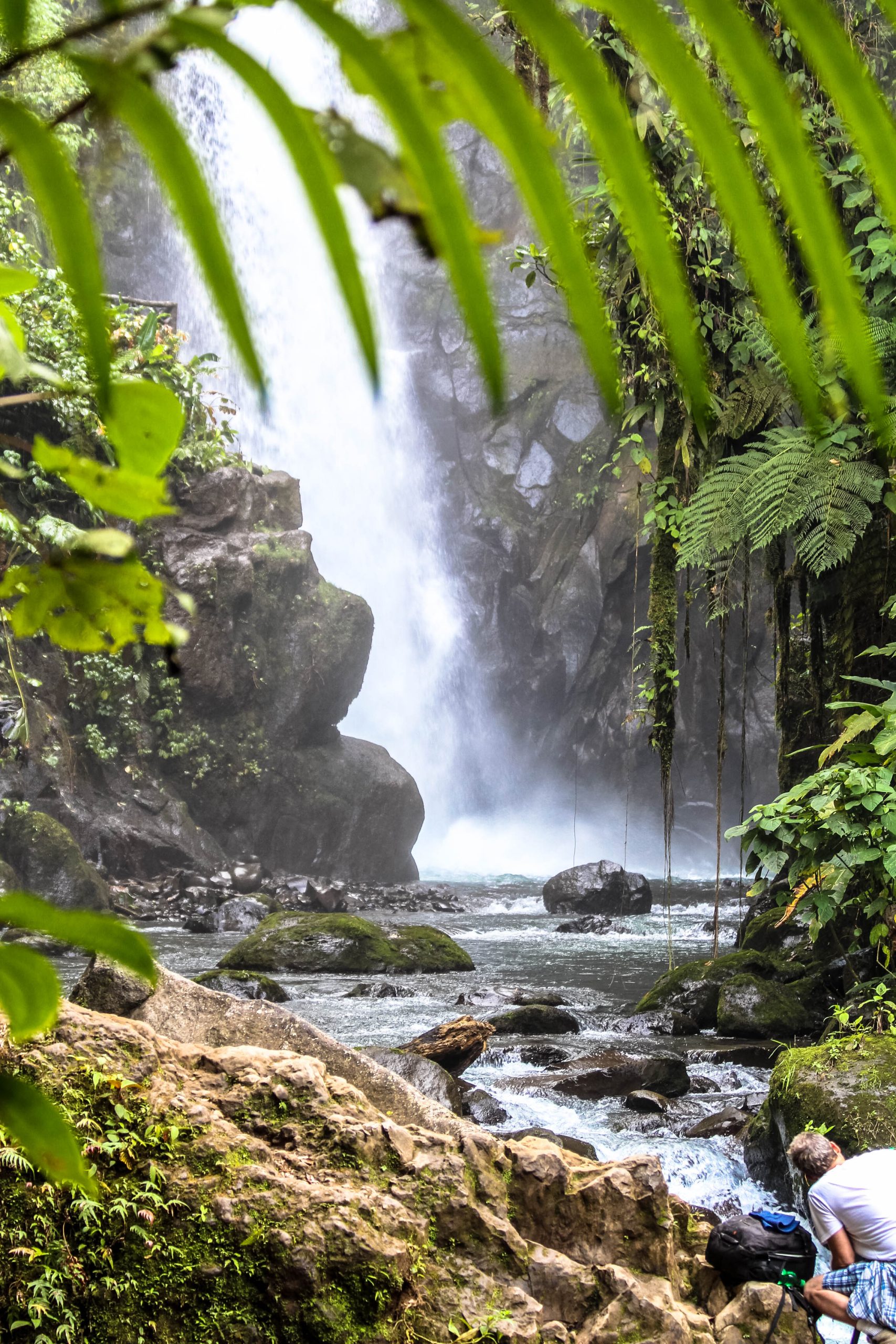 solo-travel-destinations-2025