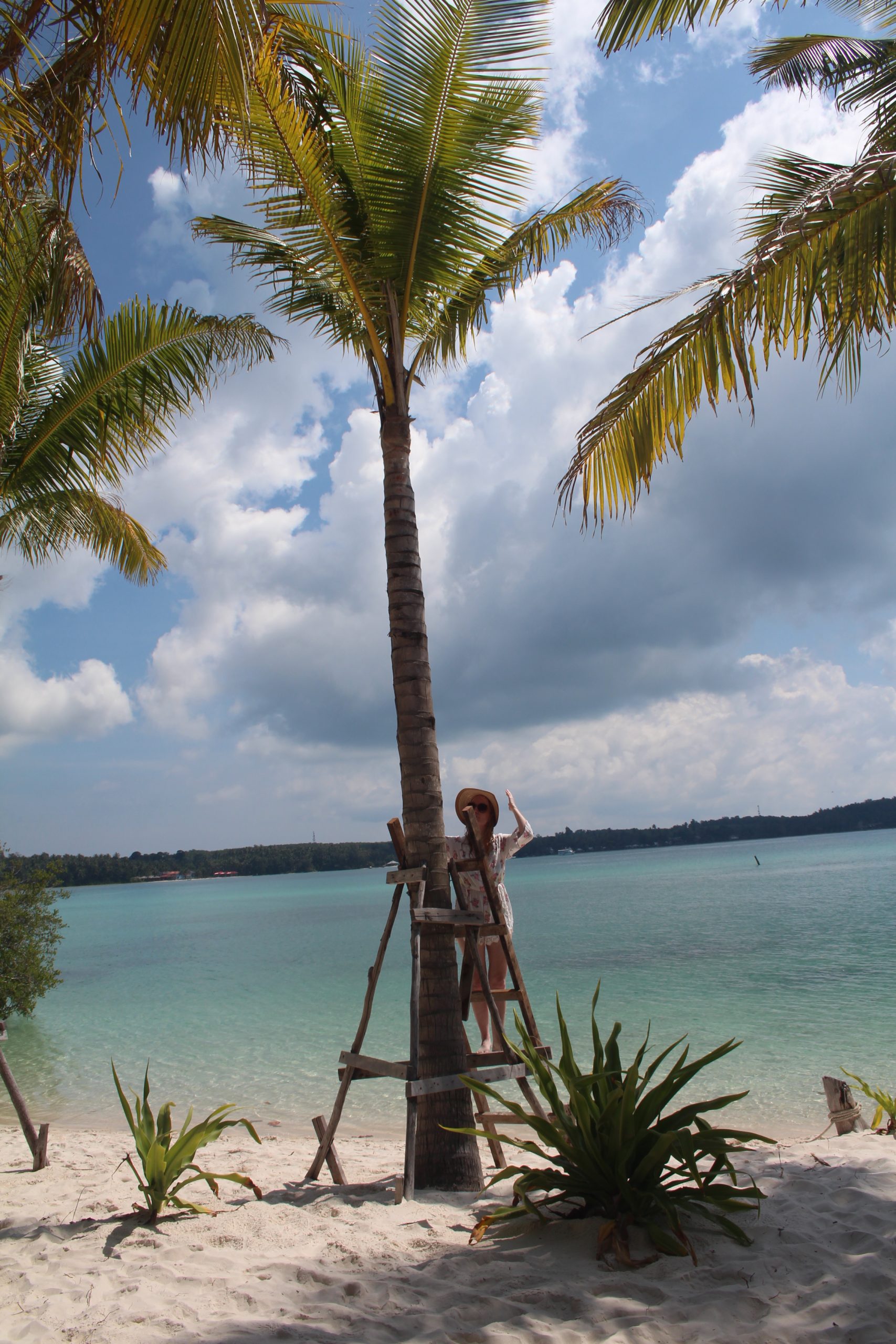 solo-travel-destinations-2025